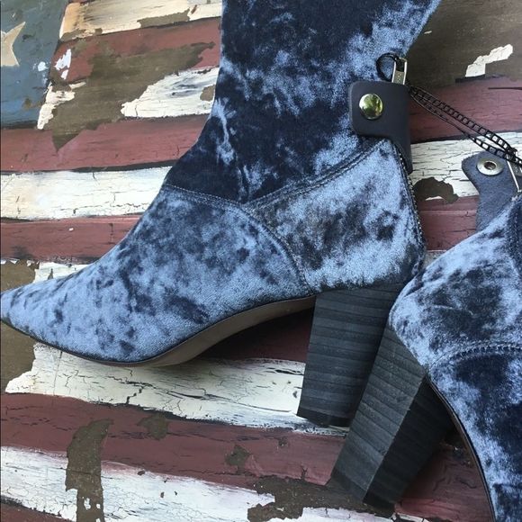 NWT $198 Free People  | Moonlit | Crushed Velvet Boots in Blue - Picture 8 of 12